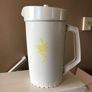 Vintage 1970s Harvest Gold Tupperware Pitcher